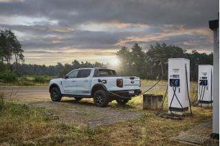 Ford Ranger: Το πιο σκληροτράχηλο Plug-in Hybrid